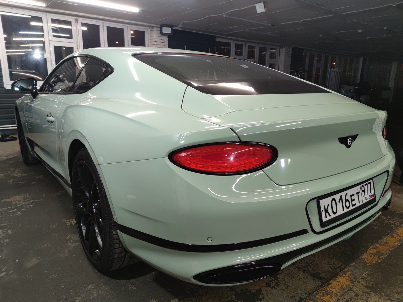 Bentley Continental GT - мятная пленка, фото 3