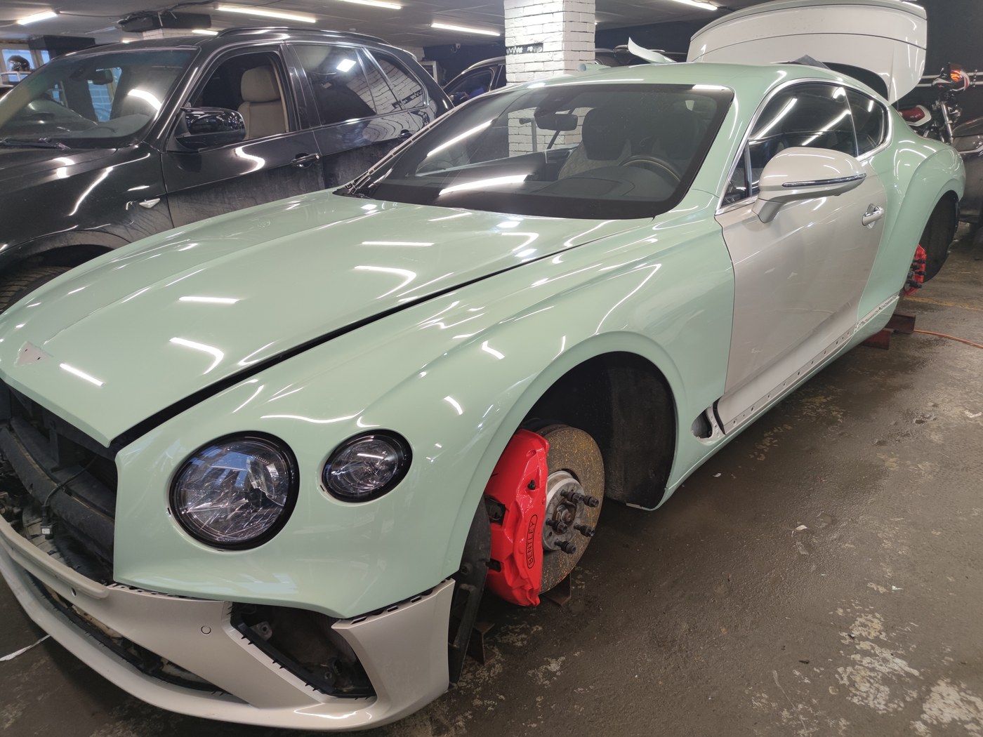 Bentley Continental GT - мятная пленка, фото 6
