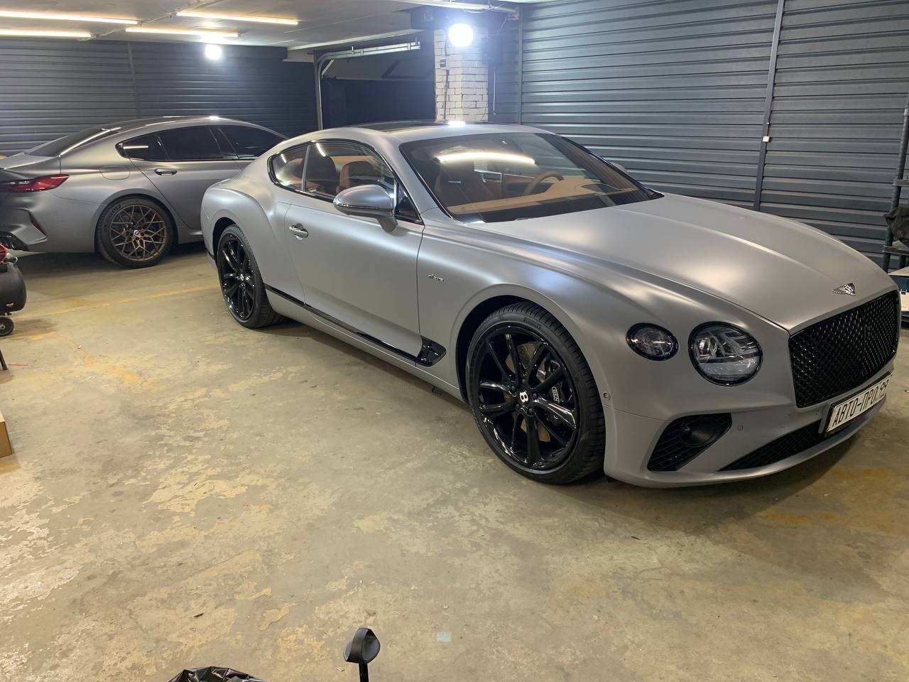 Bentley Continental GT - мятная пленка, фото 16