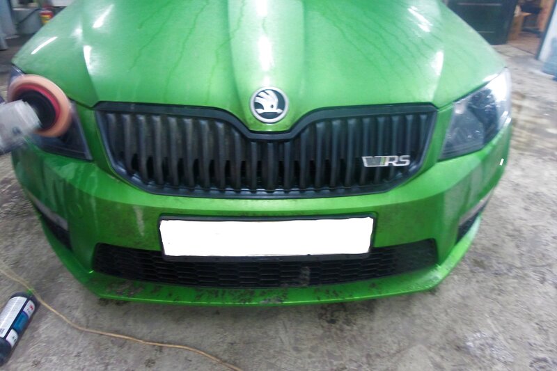Профессиональная оклейка оптики Skoda Octavia RS AVTOPRO99 - фото 2