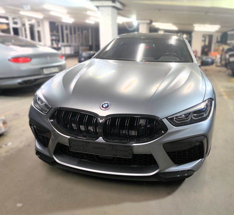 BMW M8 в матовом бронежилете! - фото 2